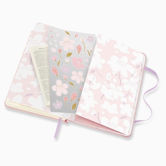 Moleskin Limited Edition Sakura Notebook - Picture 3 of 13